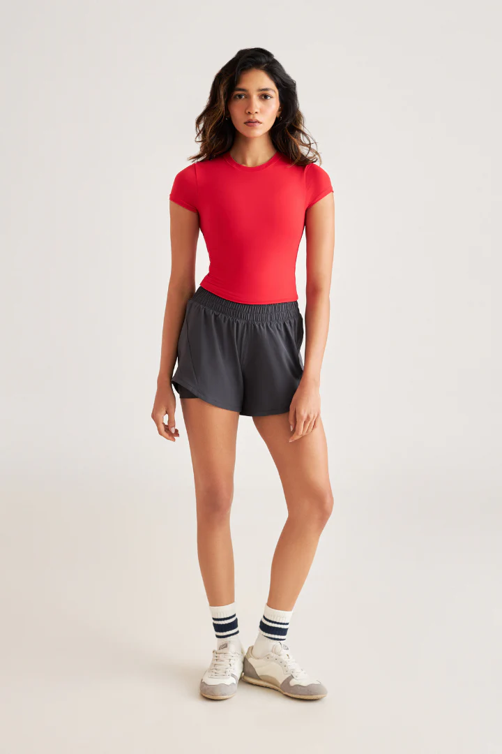 ESSENTIAL SHORT SLEEVE TEE - Image 8
